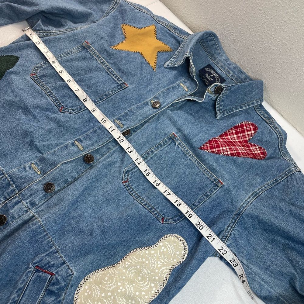 Vintage Patchwork Denim Jacket Christmas Appliqué Women’s M Holiday - Picture 7 of 9
